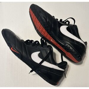 Nike Men's Black White Red Soccer Shoes Lace Up Leather Low Top 395296-004